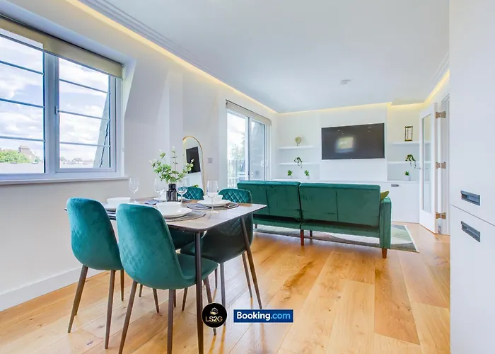 Stylish 2 Bedroom Flat By Ls2G Short Lets & Serviced Accommodation Greater London With Balcony And Easy Central Access
